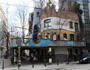 ,   (Hundertwasser Haus)